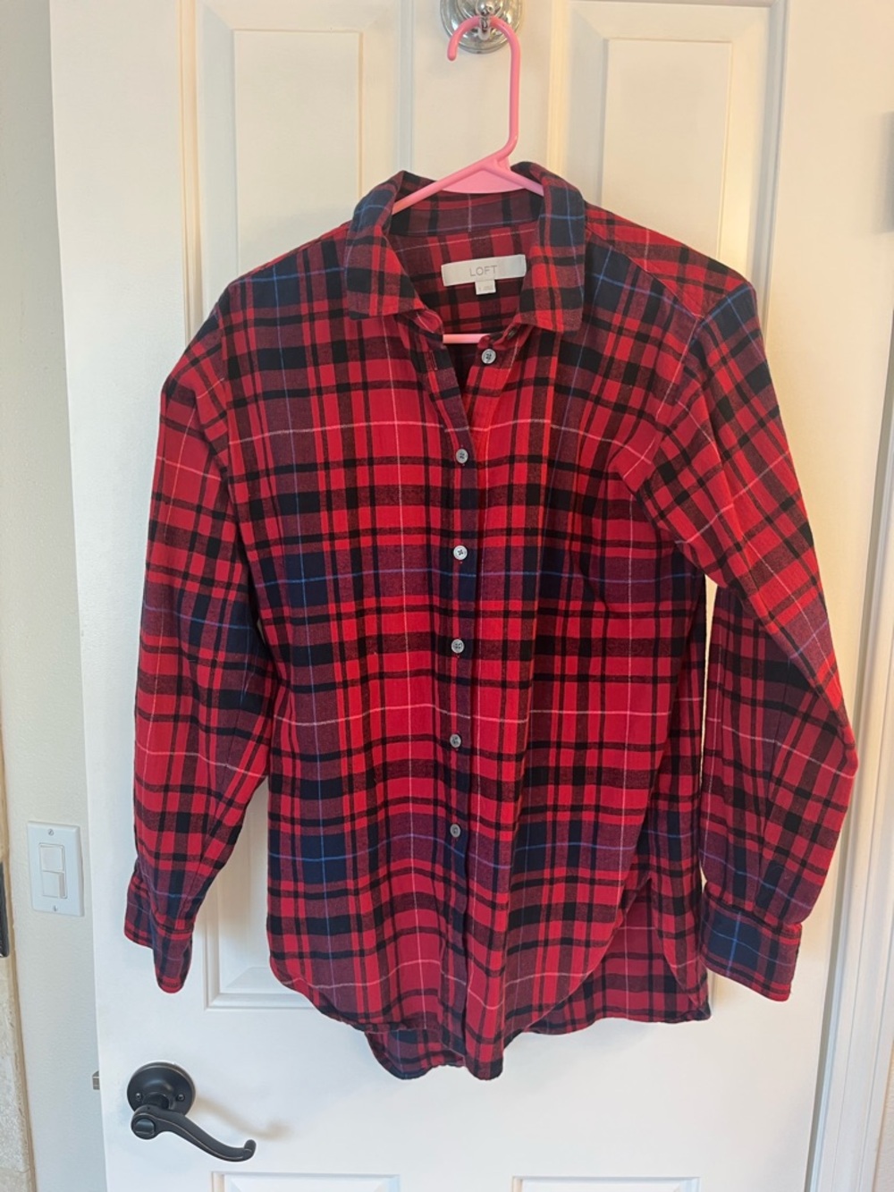 LOFT Red Plaid Button-Down Shirt - Classic Women’s Flannel Size Small
